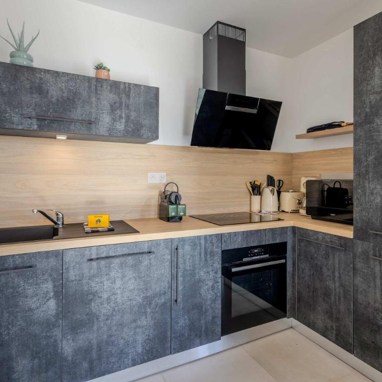 Valras-Loc Archipel Panarea Horizon Bleu - Deluxe One-Bedroom Apartment with Ocean View - 13