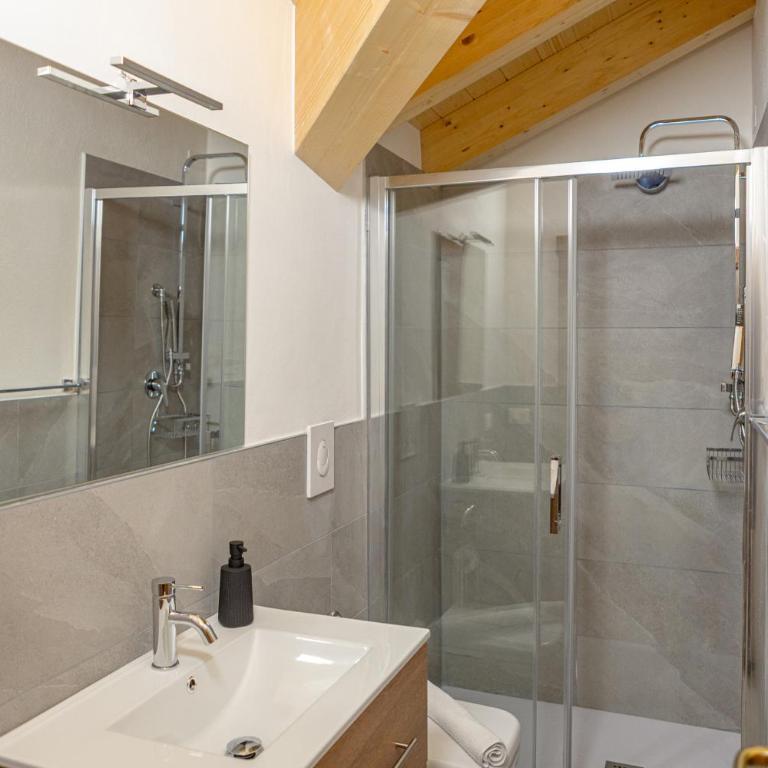 Appartamenti Dolomites Elements - Appartamento Familiare con 2 Camere da Letto - 22
