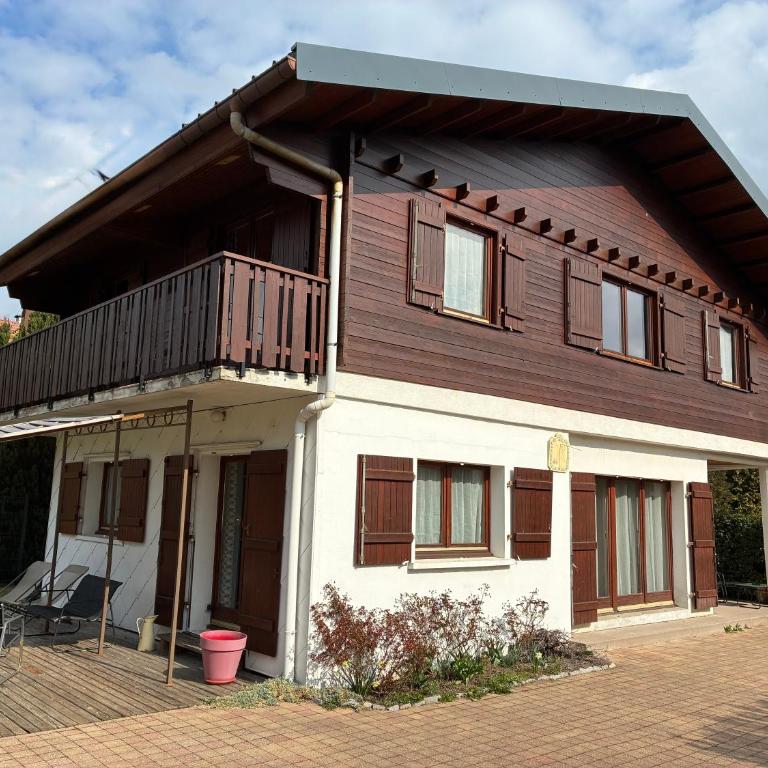 Chalet familial Gerardmer centre - salle de jeu - piscine partagée - Chalet - 58