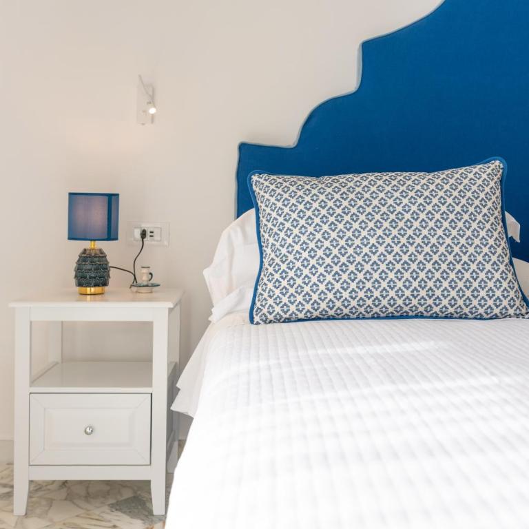 Notino Boutique Apartment - Three-Bedroom Apartment - 9