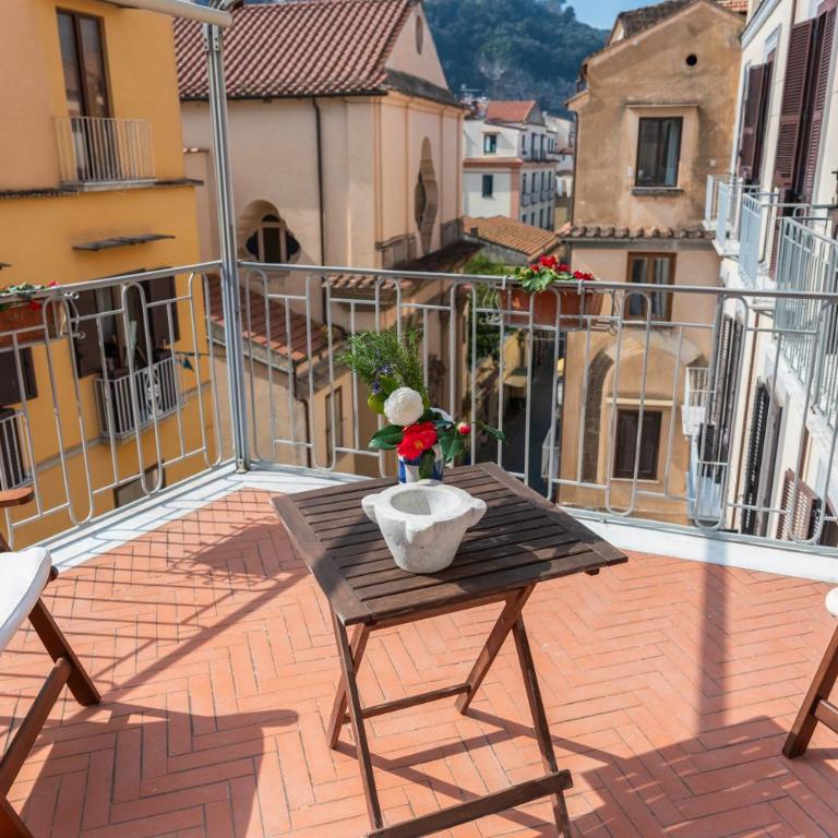 Notino Boutique Apartment - Three-Bedroom Apartment - 45