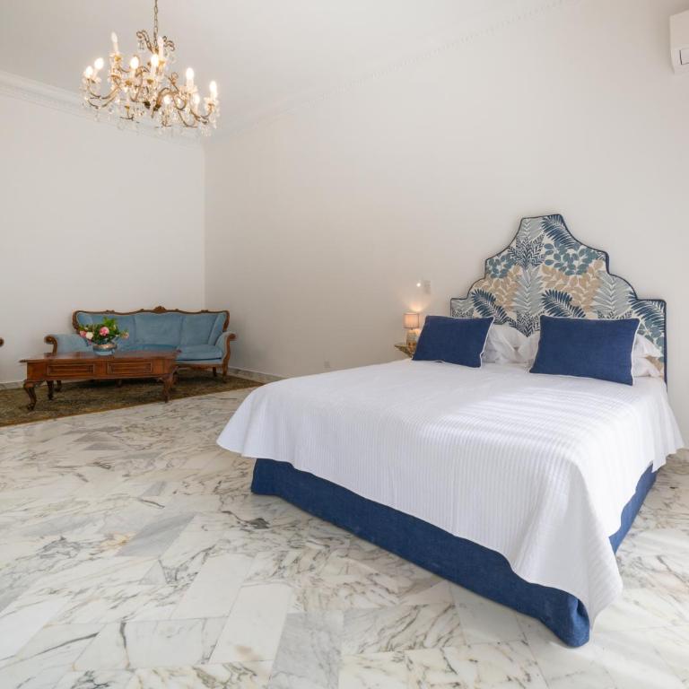 Notino Boutique Apartment - Three-Bedroom Apartment - 4