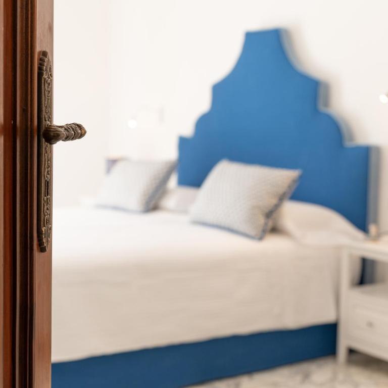 Notino Boutique Apartment - Three-Bedroom Apartment - 11