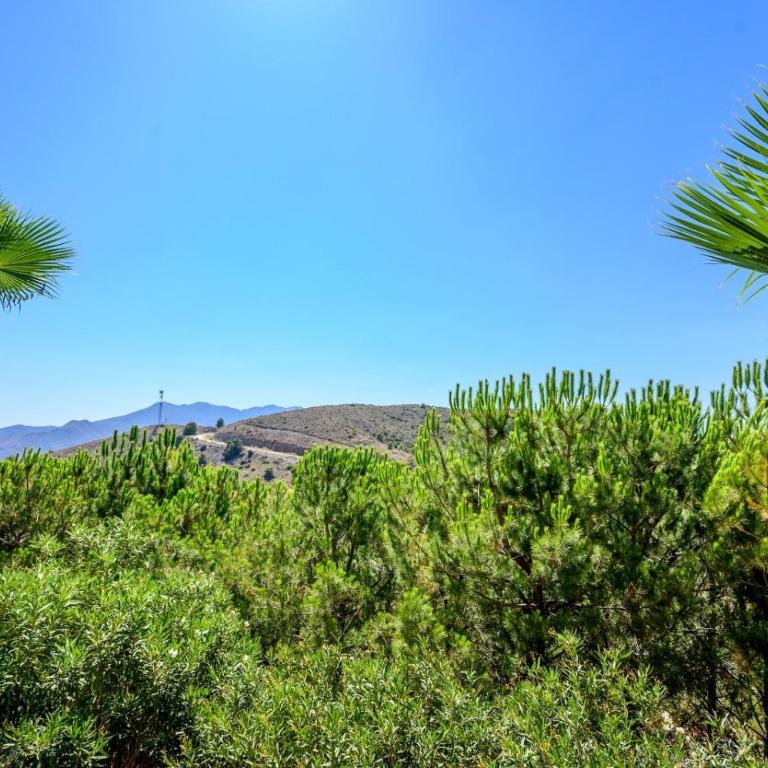 VILLA INTMA - GOLF - POOLS - Málaga,Marbella, Fuengirola - Fully Equipped - Three-Bedroom Townhouse - 18