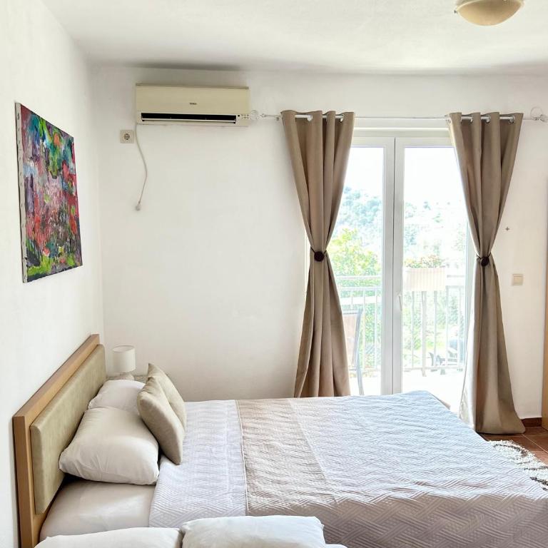 Apartman Buljarica-Bačvice 1 - One-Bedroom Apartment - 13