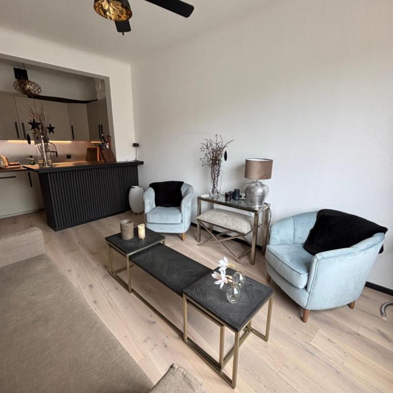 Luxury, newly renovated, 2-room apartment, Banana - Deluxe Apartment mit 1 Schlafzimmer - 16