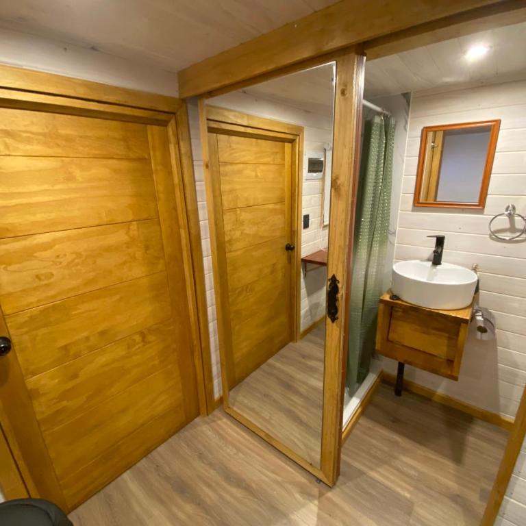 Kuyen Hostel & Tiny Houses - Mobile Home - 9