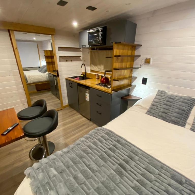 Kuyen Hostel & Tiny Houses - Mobile Home - 11