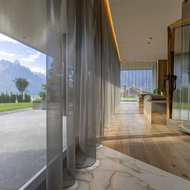 Luxury Dolomites Apartments - Appartamento con 2 Camere da Letto e con Vista - 16