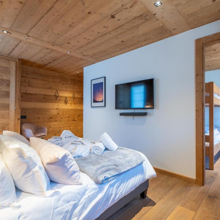 Hameau des clos Téléporté - Chambre Familiale avec Salle de Bains Privative - 6