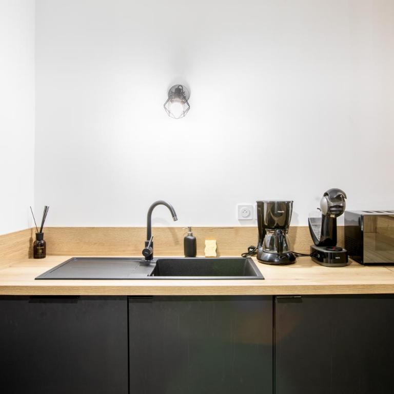 Superbe T3 neuf avec balcon & parking - Apartment mit 2 Schlafzimmern - 8