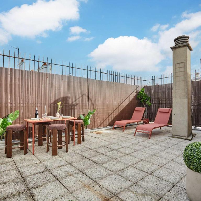 Suite with terrace & AC Paris Heart of the Marais - Apartment - 6