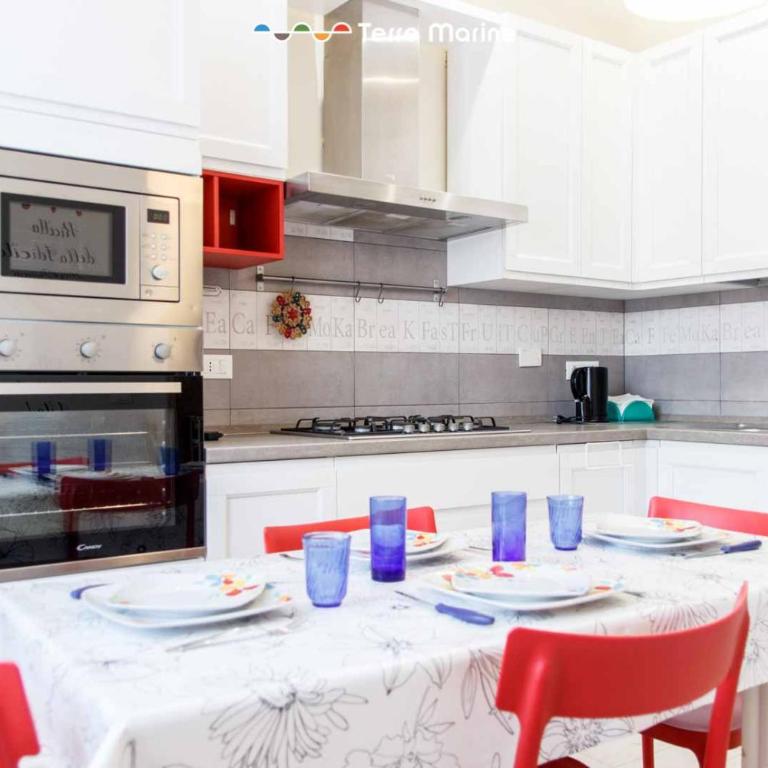 Myro's House, Terre Marine - Two-Bedroom Apartment - 11