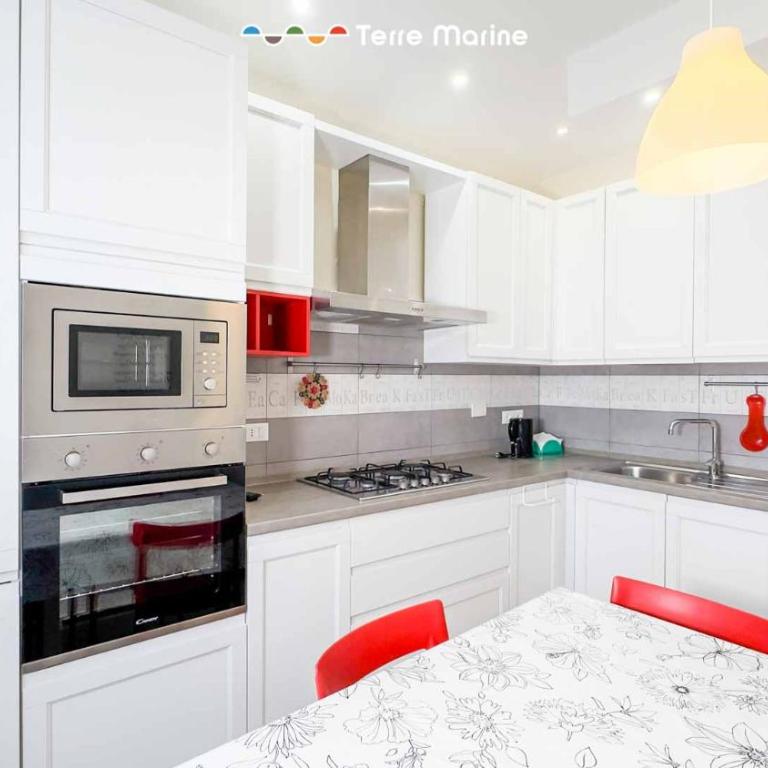 Myro's House, Terre Marine - Two-Bedroom Apartment - 9