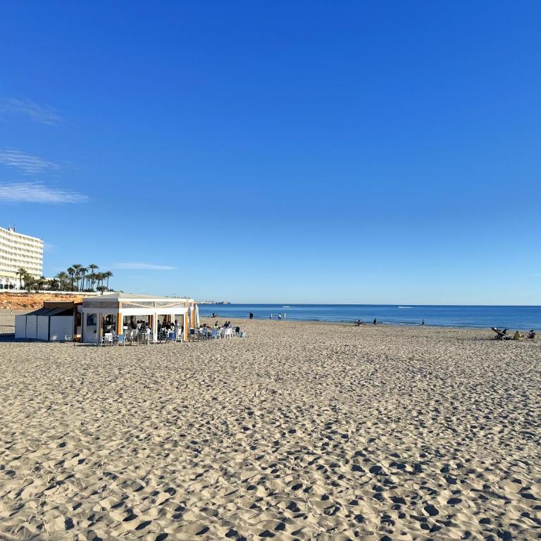 Modern Appartement met Zwembad - Playa Flamenca - Apartamento de 2 dormitorios con vistas a la piscina - 13