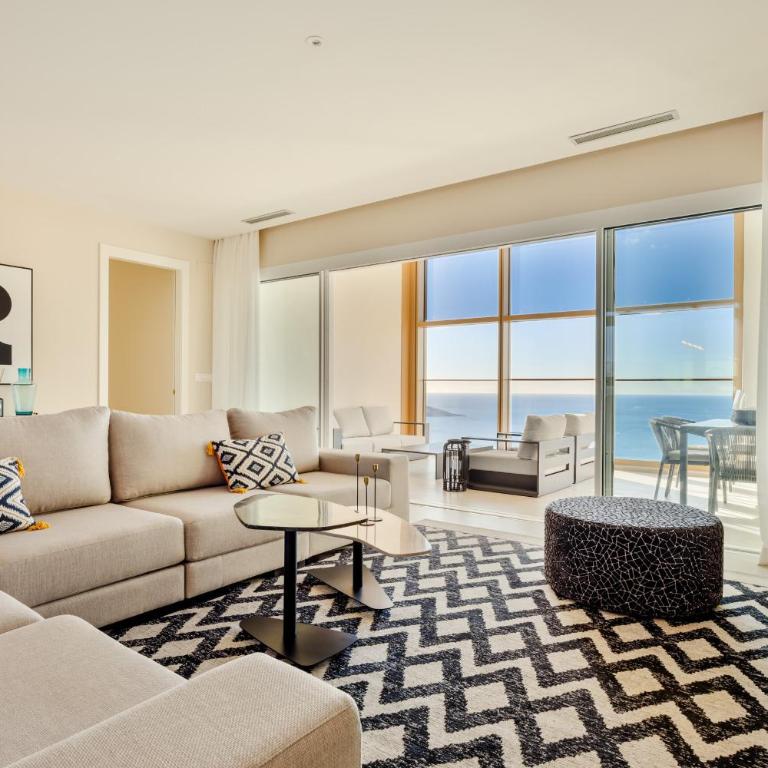 THE TOP Intempo by Holuxe - 45th floor - Two-Bedroom Deluxe Apartment - 1