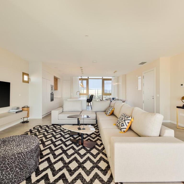 THE TOP Intempo by Holuxe - 45th floor - Two-Bedroom Deluxe Apartment - 4