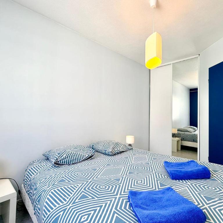 Comfortable T3 at the foot of the Castle of Chambéry! - Appartement - 4