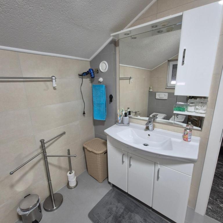 Apartman IN - Two-Bedroom Apartment - 47