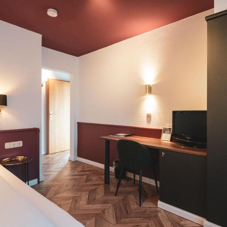 Villa Dora Petit Hôtel - Einzelzimmer mit Balkon - 6