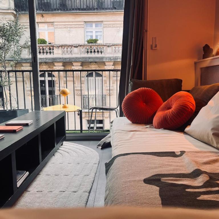 Stylish studio 3-4p with AC and balcony near Champs-Élysées - Apartamento familiar de 1 dormitorio - 1