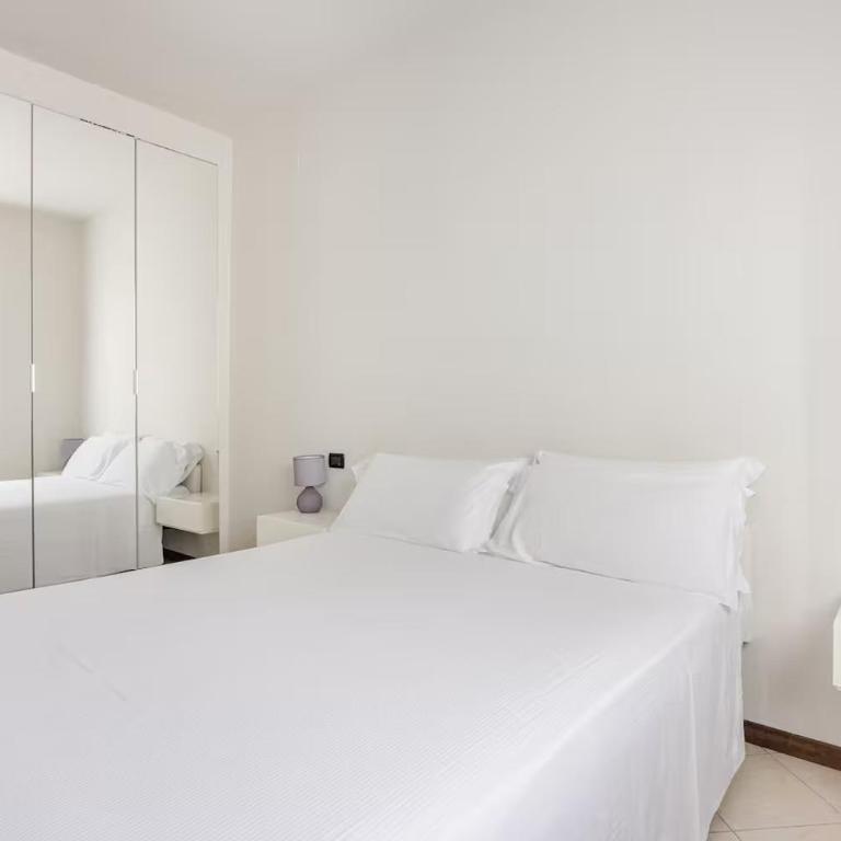 By The Lake Apartments - Appartamento con 2 Camere da Letto e Vista Lago - 4