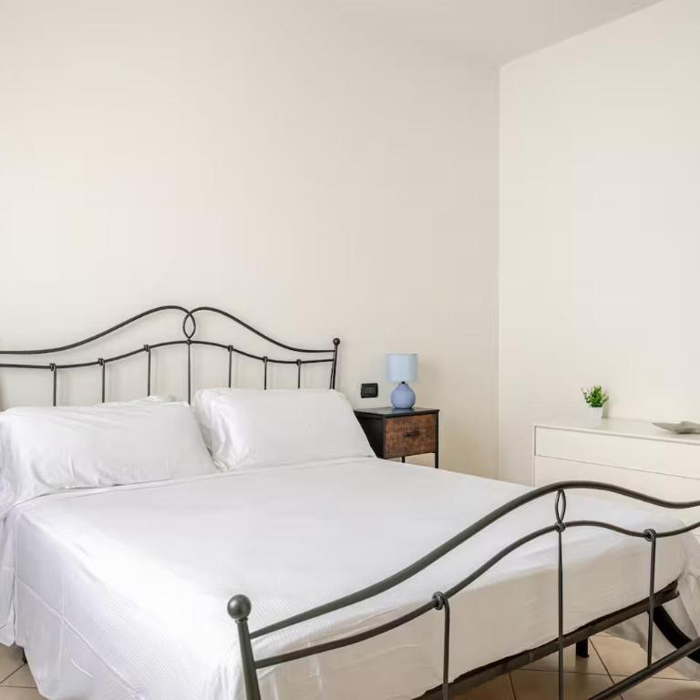 By The Lake Apartments - Appartamento con 2 Camere da Letto e Vista Lago - 10
