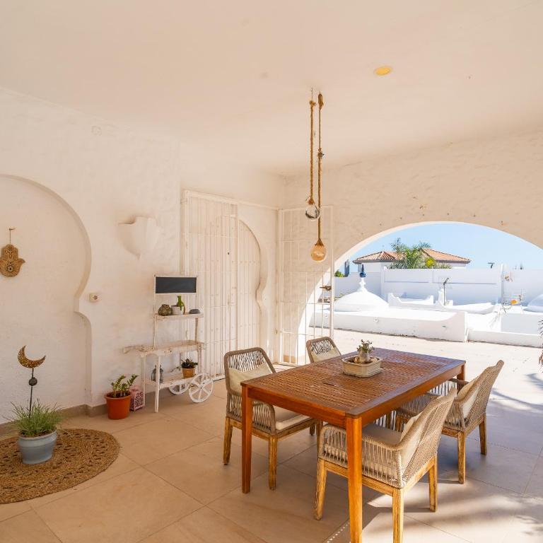Cubo's Riad Mauresque - Villa - 69