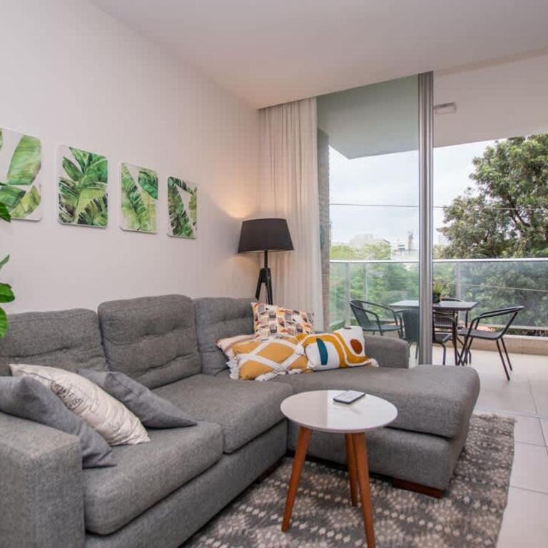 Private Paradise 1BR Balcony & BBQ - Apartment - 18