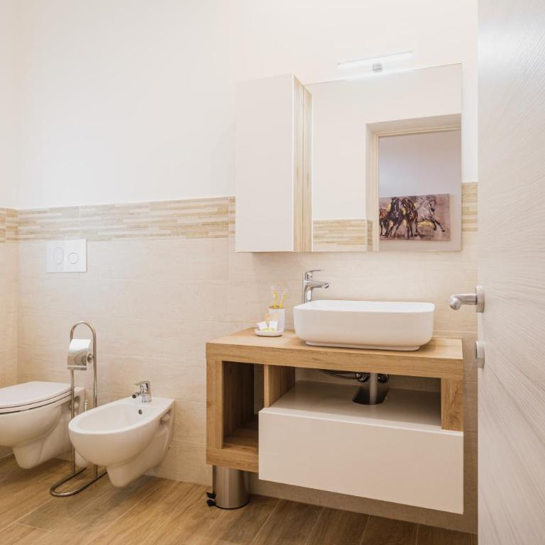 MaJaMy house - Camera Matrimoniale con Bagno Privato - 7