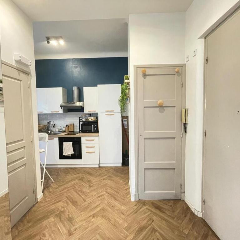 Centre ville, plage à 5 min, grand studio cosy - Appartement 2 Chambres - 10