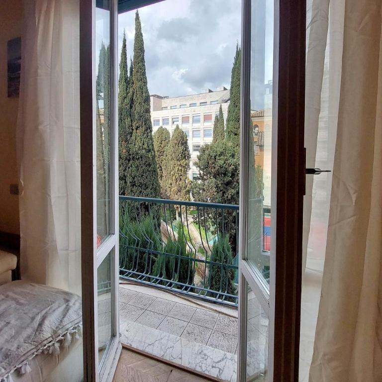 Aventino - Appartamento con Balcone - 9