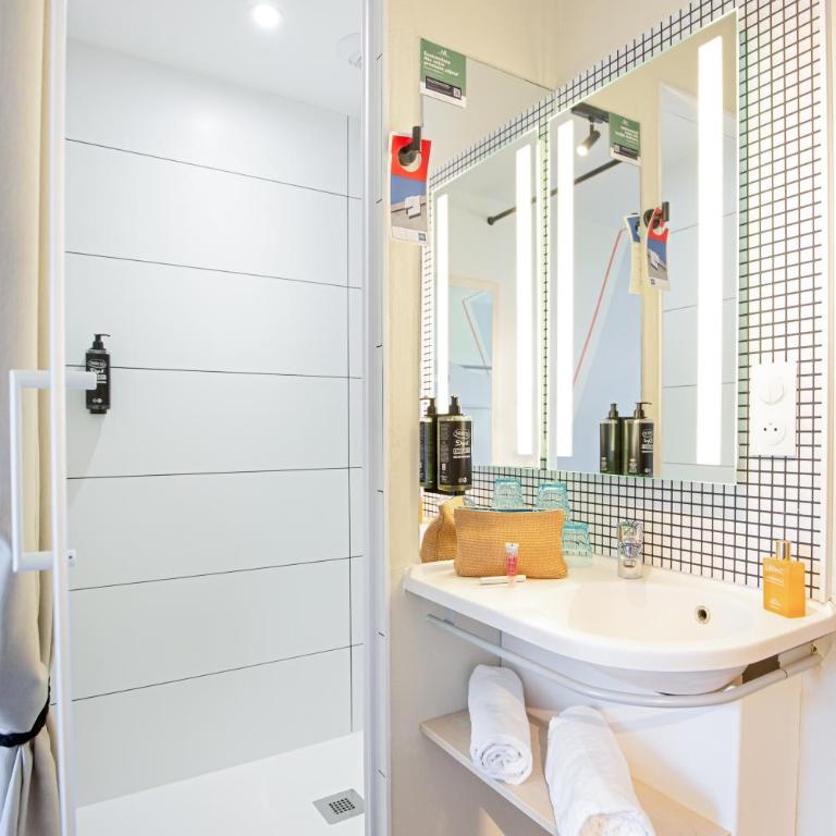 ibis budget Marseille L'Estaque - Chambre Triple - 14