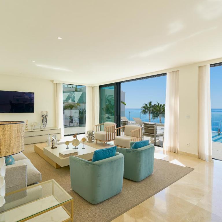 Villa Horizon - Luxury, Heated Pool and Jacuzzi - Villa Deluxe - 6