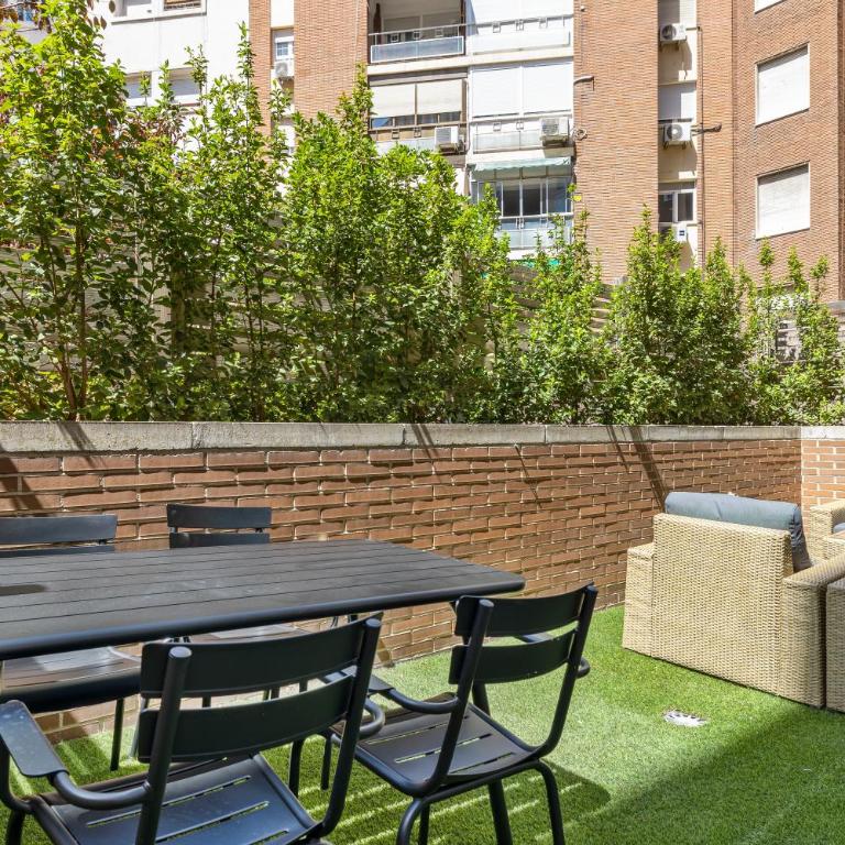 Cituspace Príncipe de Vergara - Two-Bedroom Apartment with Terrace - 3