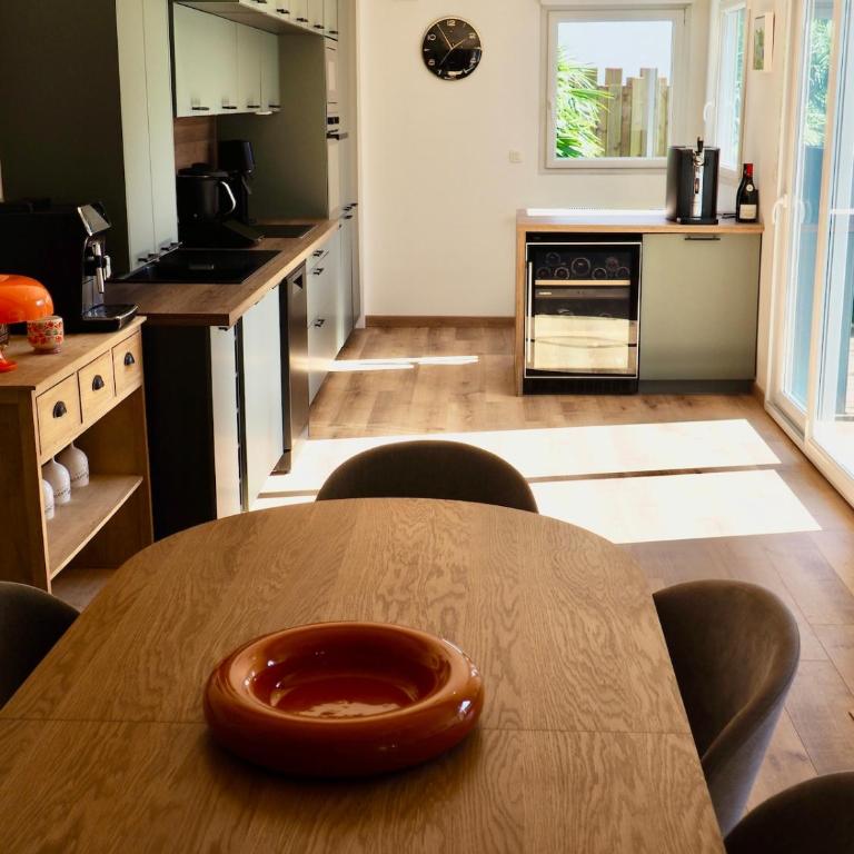 Villa centre ville avec parking - Villa 3 Chambres - 16