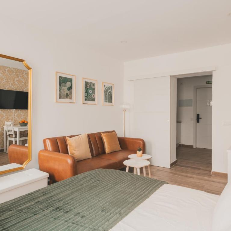 Apartamentos Santa Eugenia B - One-Bedroom Apartment - 5