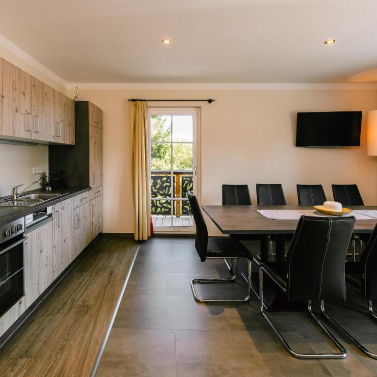 Feriendorf Edelweiss - Apartment mit 4 Schlafzimmern - 2