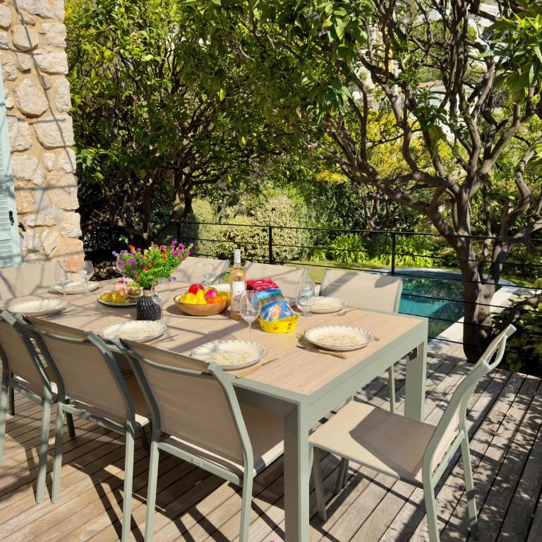 VILLA ANGEL VI4481 By Riviera Holiday Homes - Villa mit privatem Pool - 2