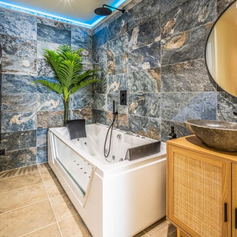 Le Bali Jacuzzi et WIFI - Apartment - 8