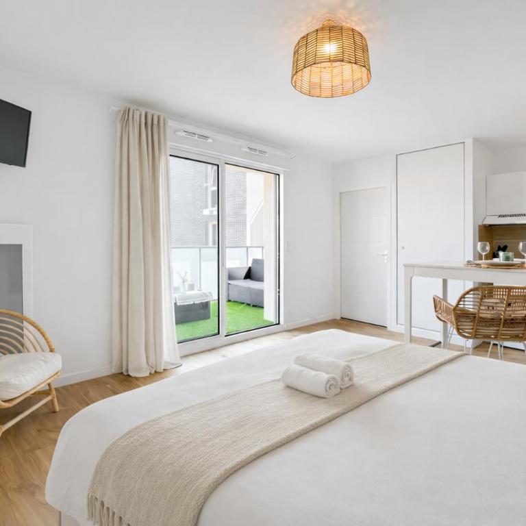 Escale Dinardaise - Balcon & Garage Privé - Plage - Appartamento con 1 Camera da Letto - 1