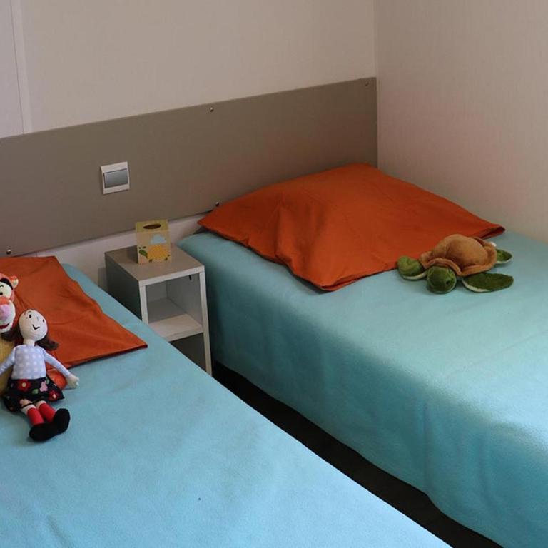 Camping Mas De Pierredon - Mobil-Home azur 4 - 9