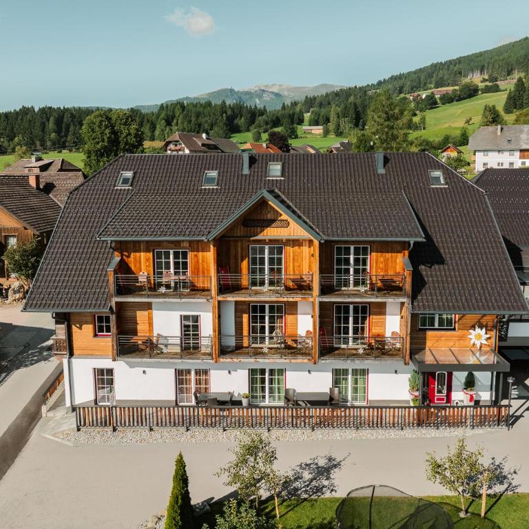 Feriendorf Edelweiss - Apartment mit 3 Schlafzimmern - 1