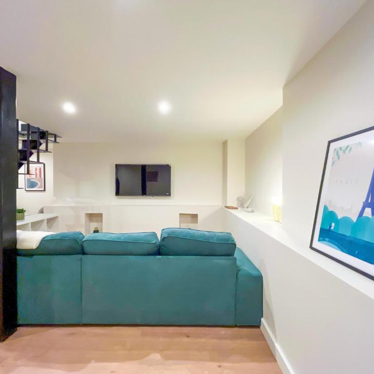 UrbanFlat 224 - Prestige Parisian Central 5 Bedroom Apartment - Apartment - 19