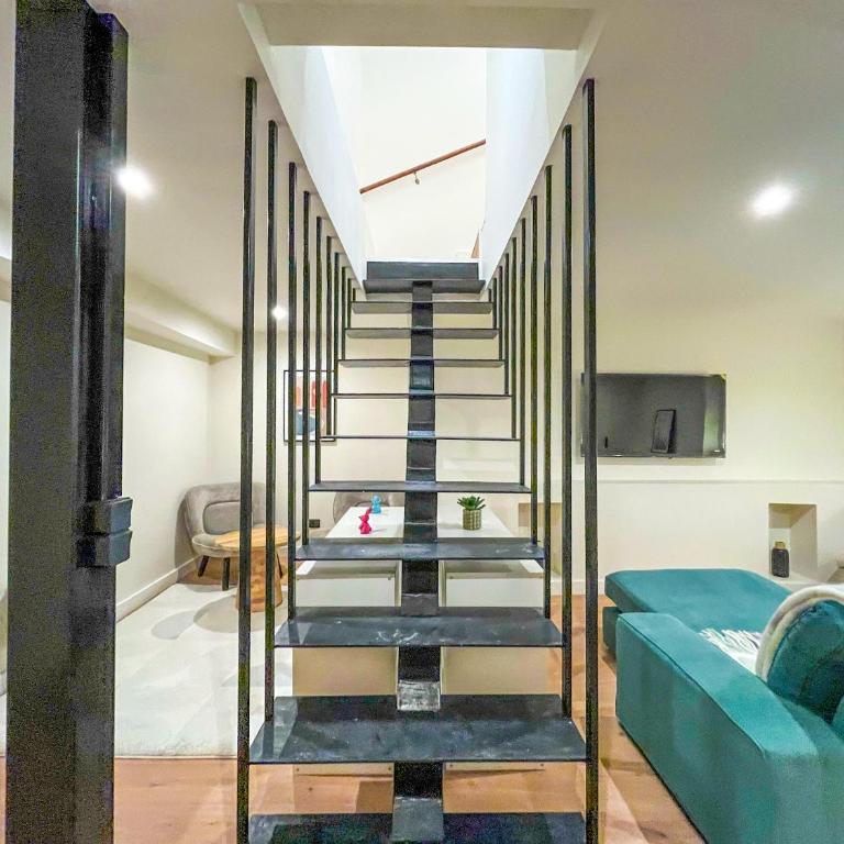 UrbanFlat 224 - Prestige Parisian Central 5 Bedroom Apartment - Apartment - 21