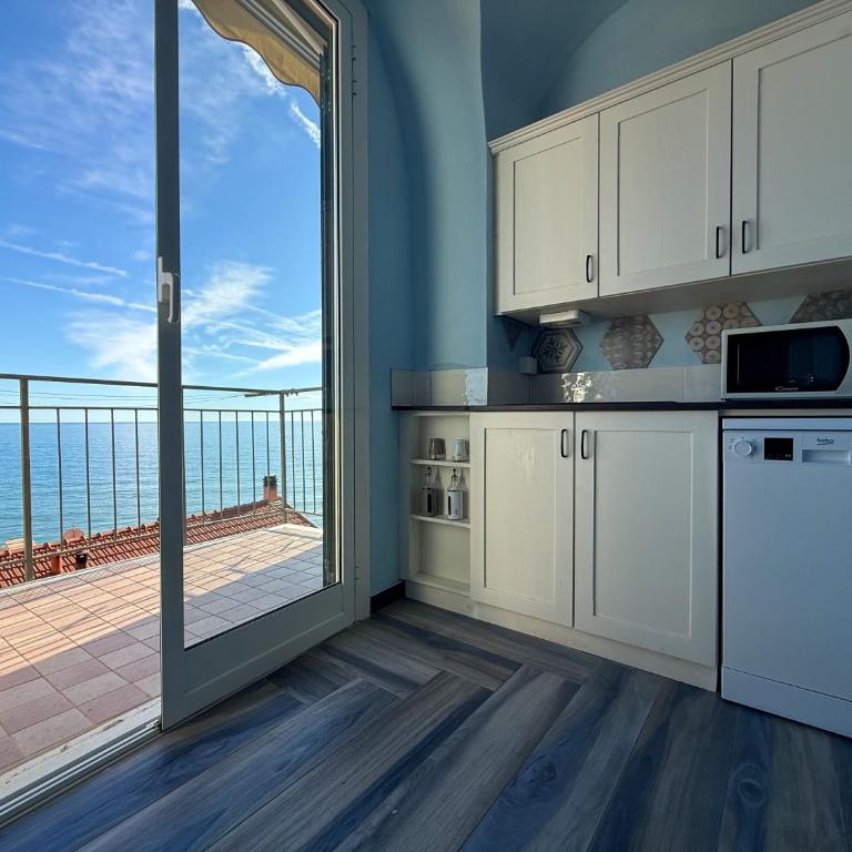 Parasio Elite - Appartamento con Vista Mare - 8