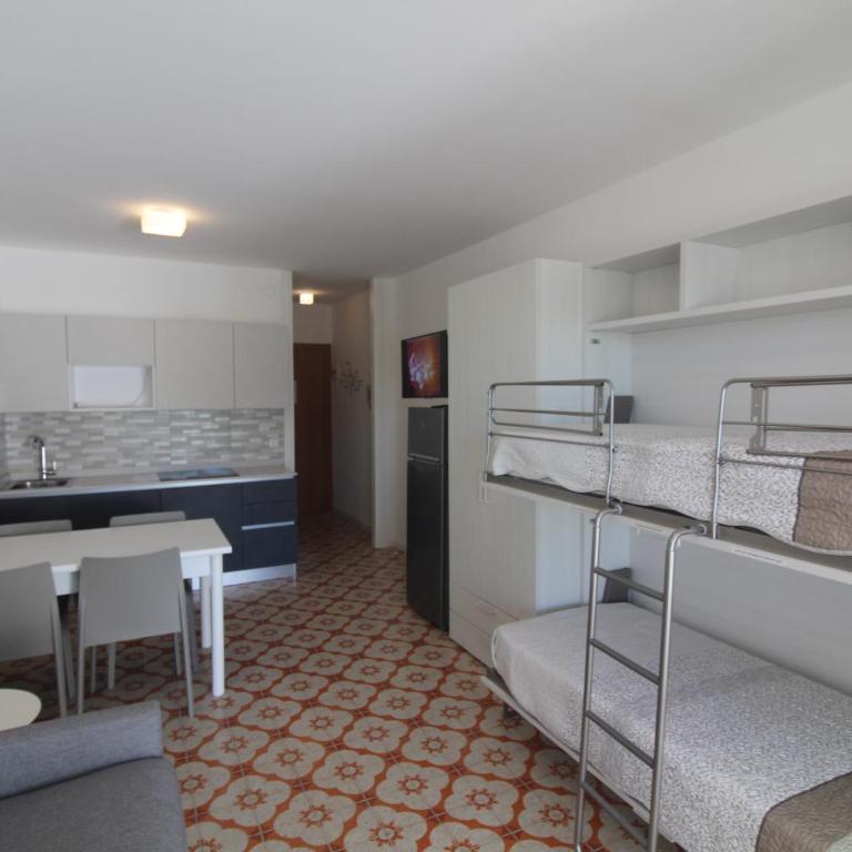 Residence Isvico - Monolocale con Terrazza - 5