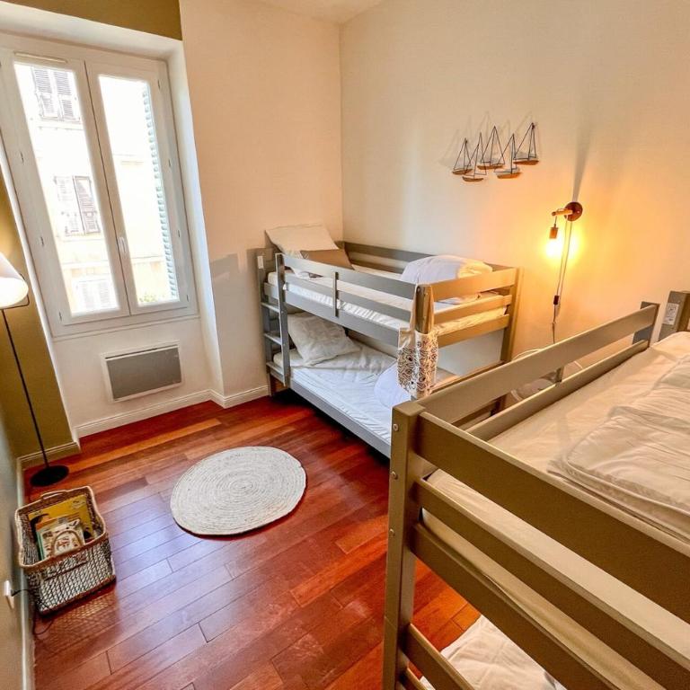 Alba - Central Glimpse of the sea Sea nearby - Appartement 3 Chambres - 10