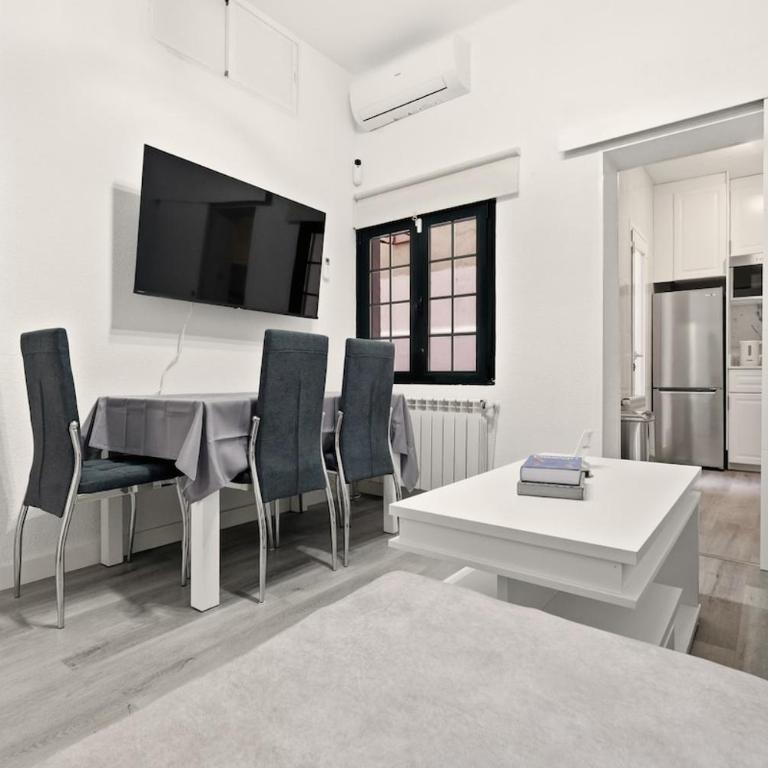 Spectacular Apartment in Salamanca district - Two-Bedroom Apartment - 3