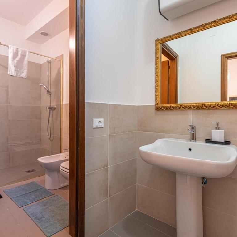 Domus Aurum - Raffinato e Confortevole Appartamento in Centro Storico fuori dalla ZTL - Appartamento con 1 Camera da Letto - 4